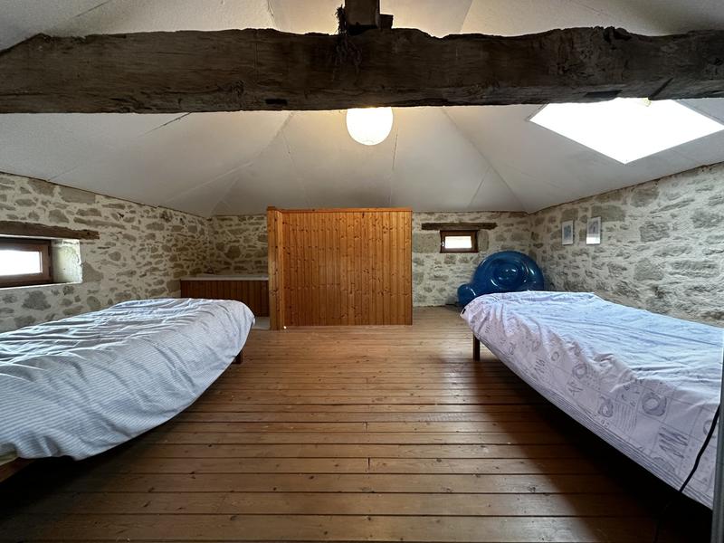 Maison traditionnelle - 200 m² - 6 pièces