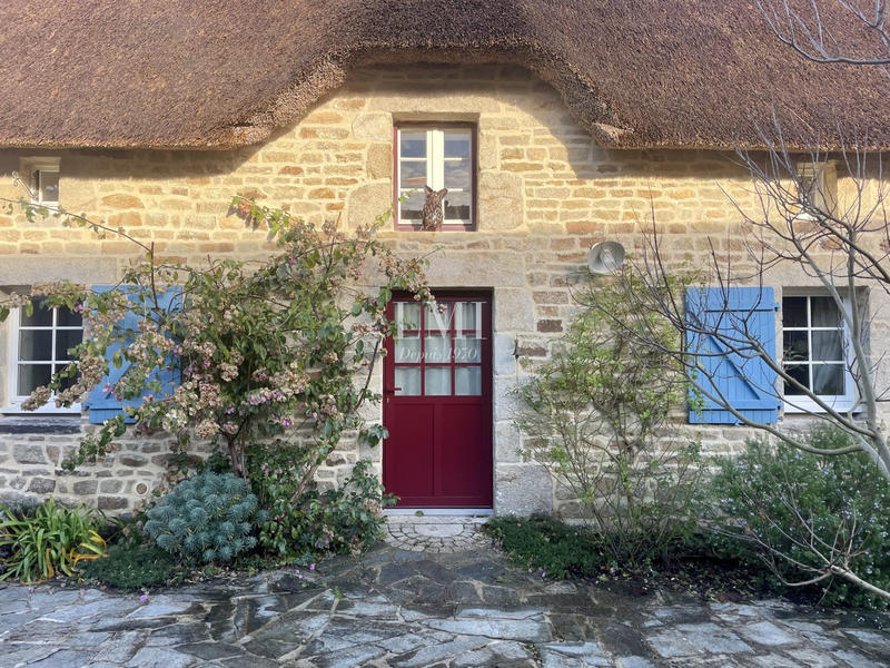 Maison ancienne - 212 m² - 10 pièces