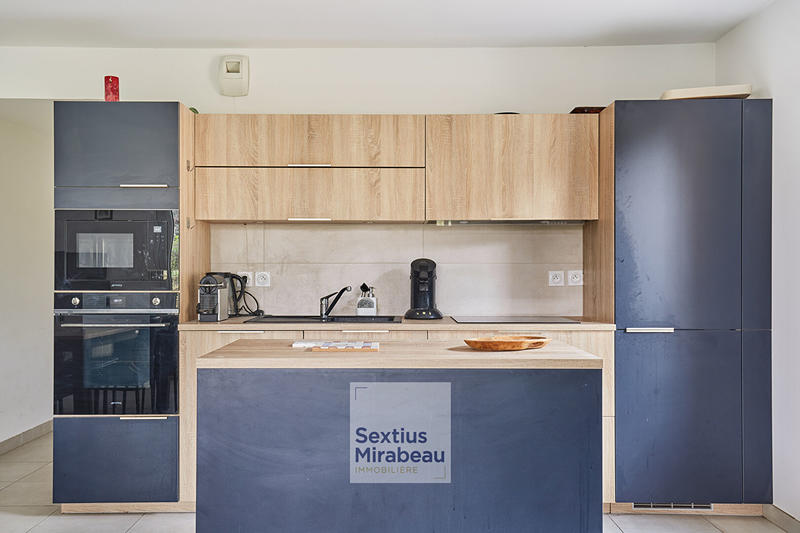 Appartement - 72 m² - 3 pièces