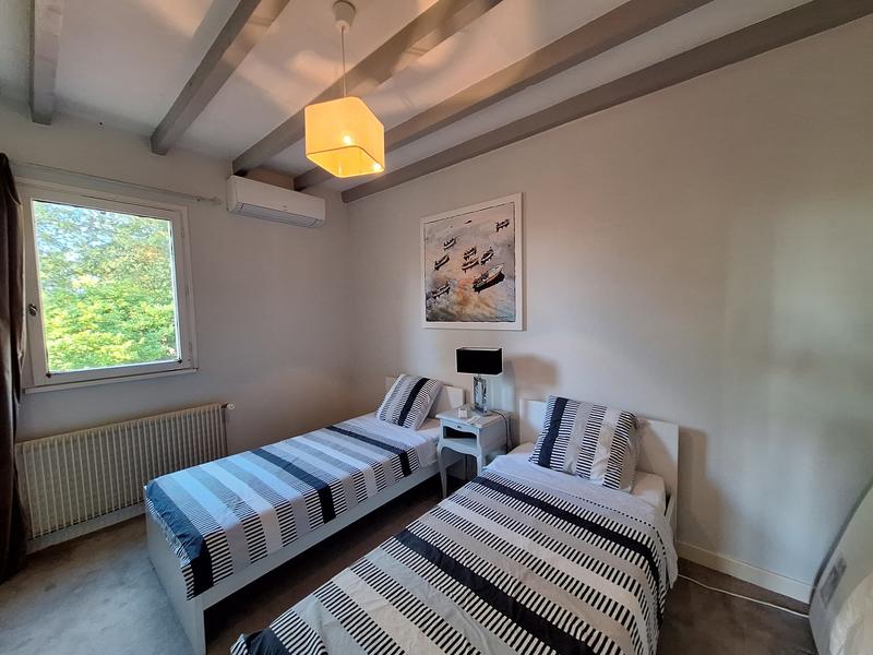 Maison ancienne - 516 m² - 12 pièces