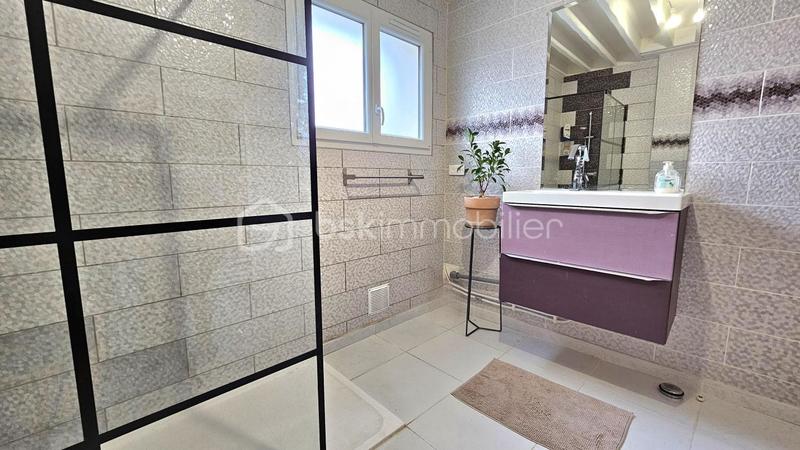 Maison de ville - 200 m² - 8 pièces