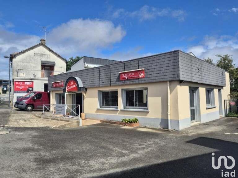 Local commercial - 713 m²