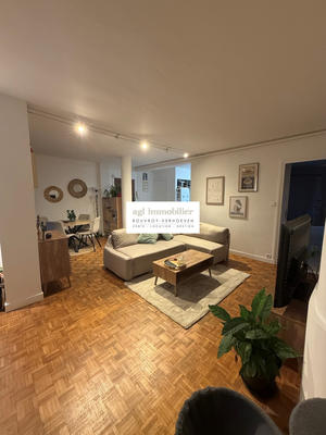 Appartement - 80 m² - 3 pièces