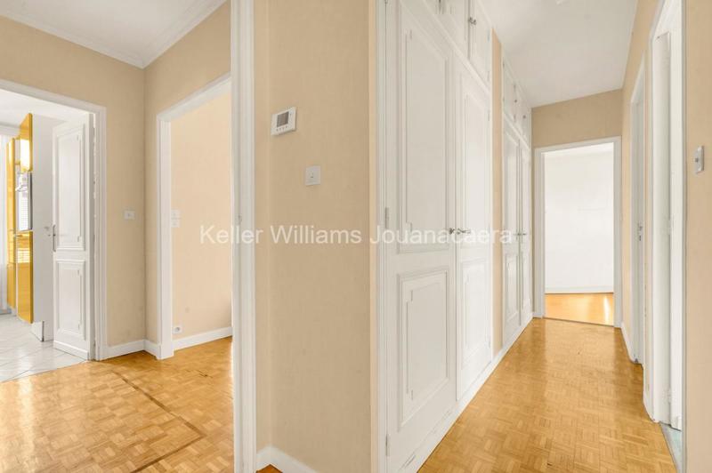 Appartement - 98 m² - 4 pièces