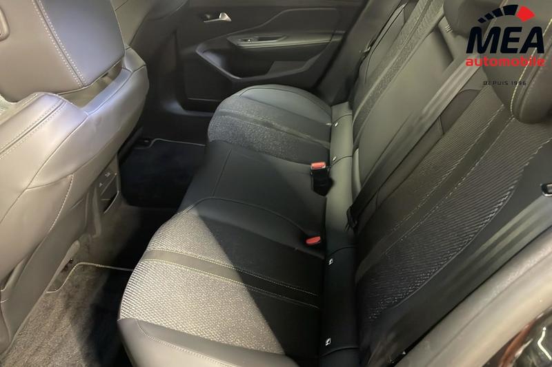 Peugeot 408 Hybrid 145 e-Dcs6 Gt