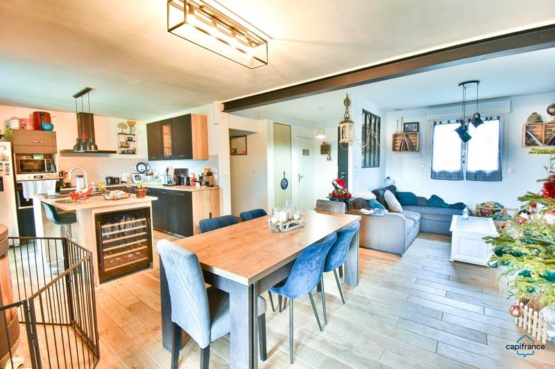 Maison - 108 m² - 5 pièces