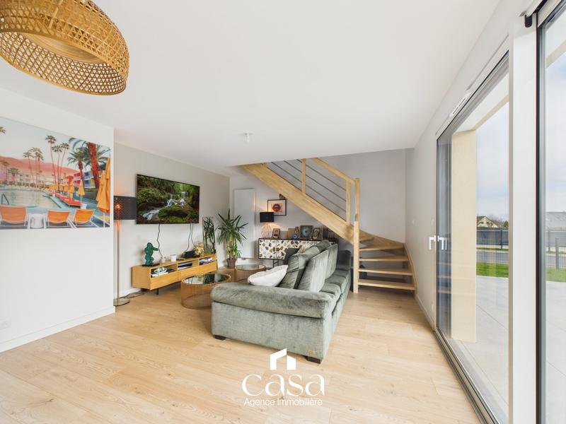 Maison traditionnelle - 123 m² - 6 pièces