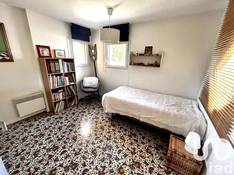 Maison - 250 m² - 10 pièces