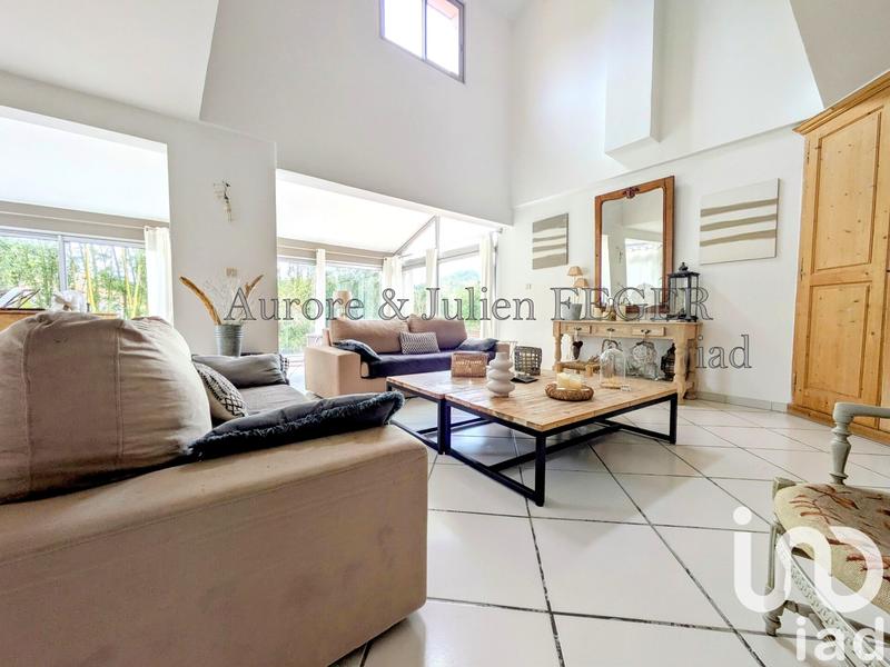 Maison de maîtres - 194 m² - 6 pièces