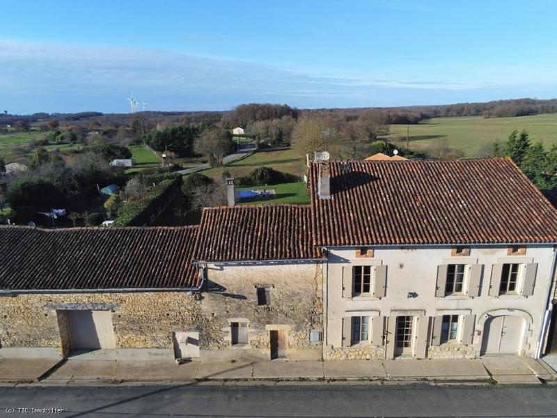 Maison de campagne - 210 m² - 7 pièces