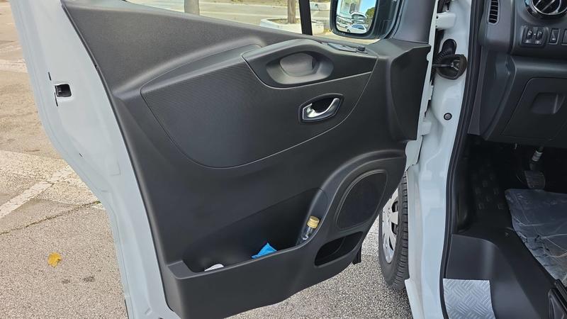 Renault Trafic Vu 2.0 dCi 145 Grand Confort