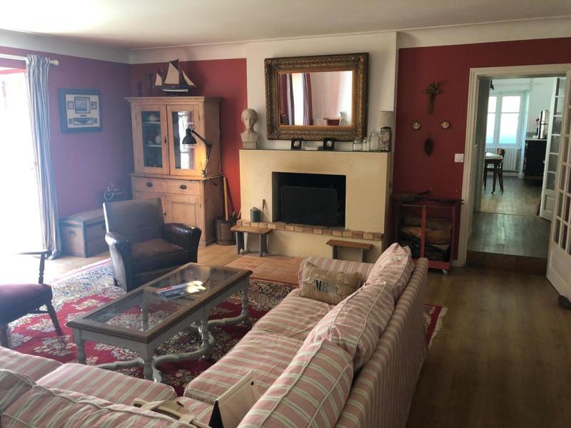 Maison - 251 m² - 10 pièces