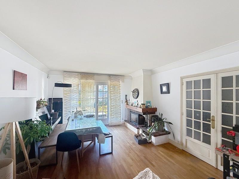 Maison - 170 m² - 8 pièces