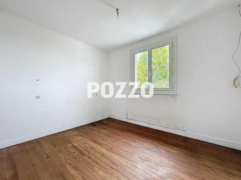 Maison - 97 m² - 6 pièces