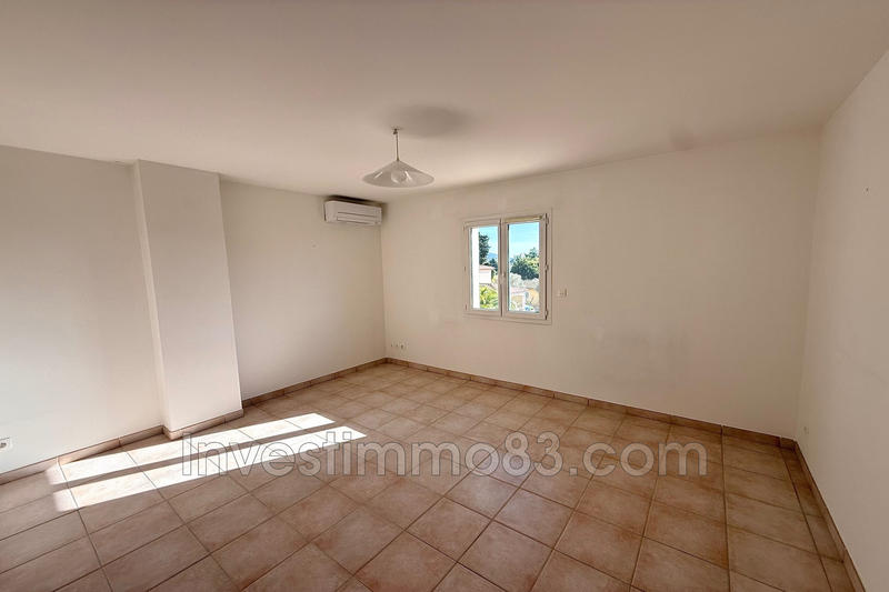 Maison - 127 m² - 5 pièces