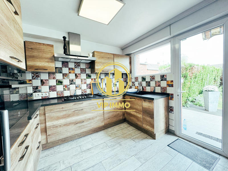 Maison - 125 m² - 6 pièces