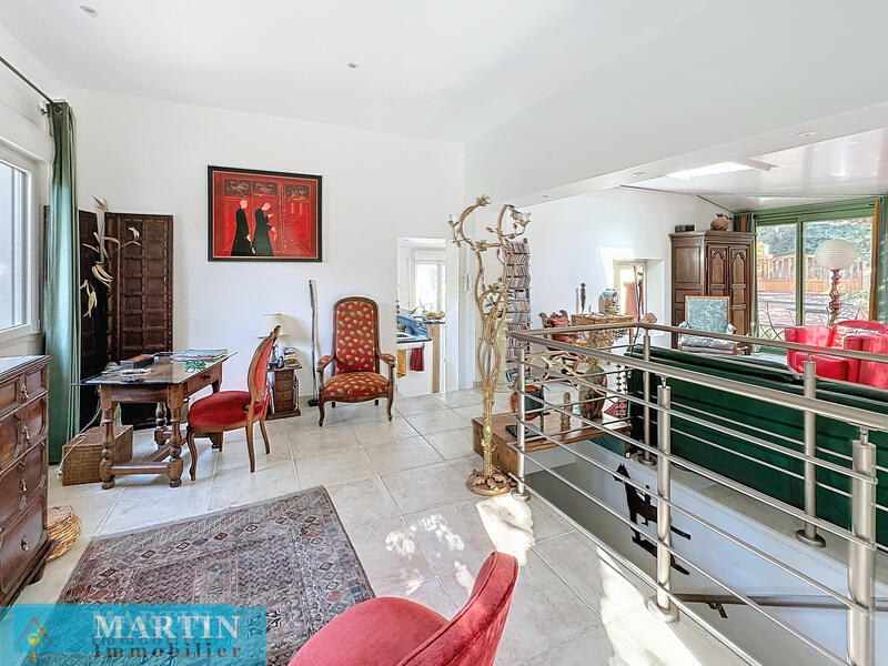 Villa - 142 m² - 7 pièces