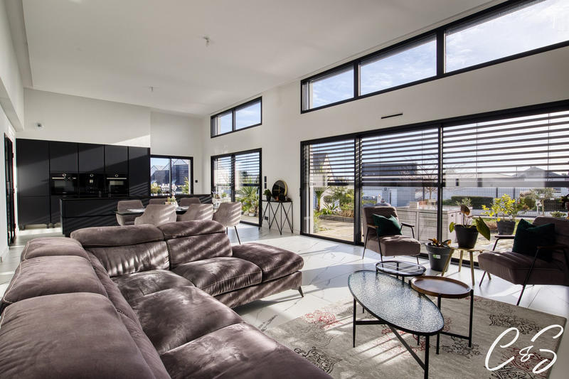 Maison - 162 m² - 6 pièces