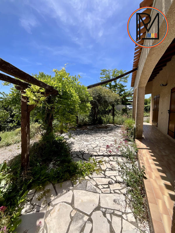 Villa - 165 m² - 12 pièces