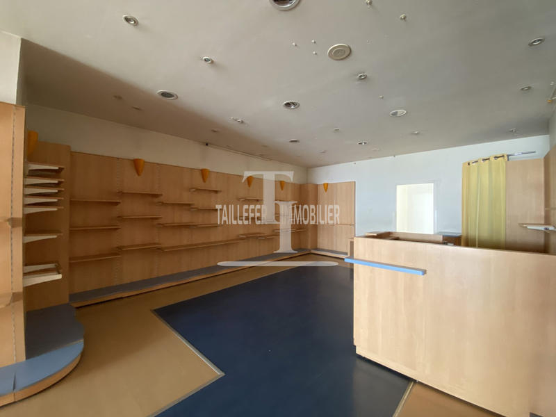 Local commercial - 103 m²