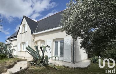 Maison - 126 m² - 8 pièces