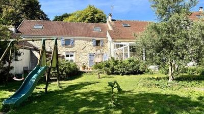 Maison ancienne - 268 m² - 12 pièces