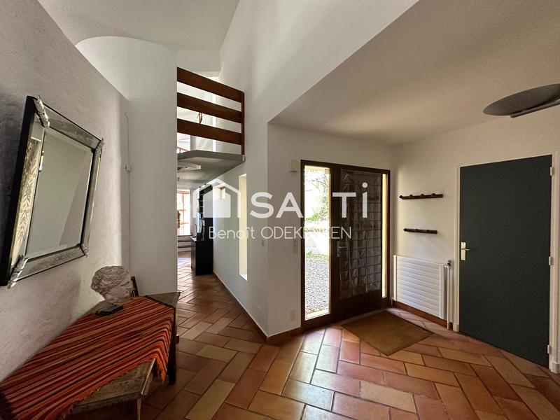 Maison - 191 m² - 8 pièces