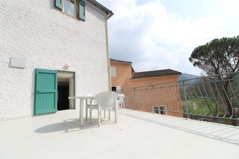 Maison - 106 m² - 8 pièces