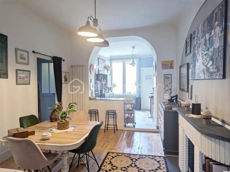 Appartement - 98 m² - 3 pièces