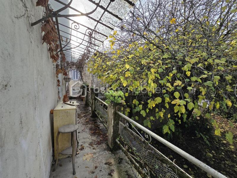 Immeuble - 254 m² - 13 pièces