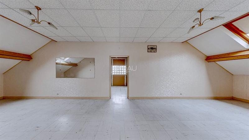 Appartement - 195 m² - 7 pièces