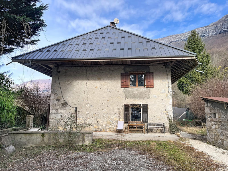 Maison ancienne - 90 m² - 3 pièces