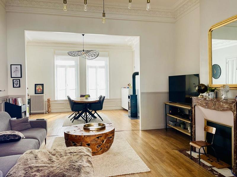 Maison - 195 m² - 7 pièces