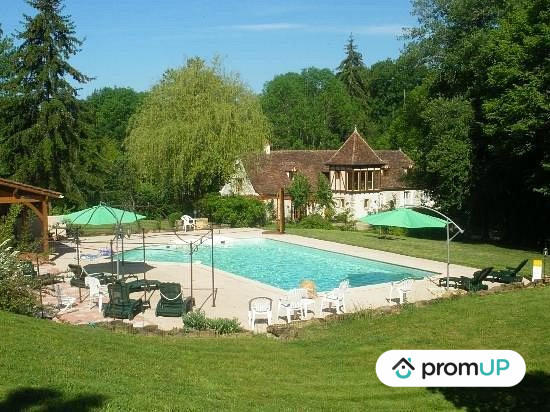 Maison ancienne - 340 m² - 8 pièces