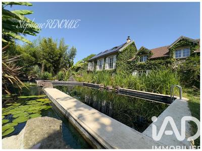 Maison - 218 m² - 6 pièces