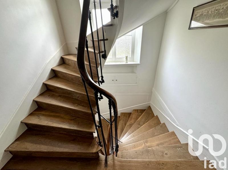 Maison - 172 m² - 7 pièces