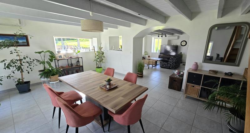 Maison ancienne - 140 m² - 6 pièces