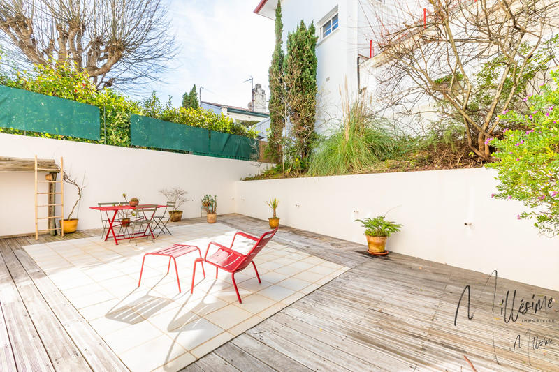 Appartement - 103 m² - 5 pièces