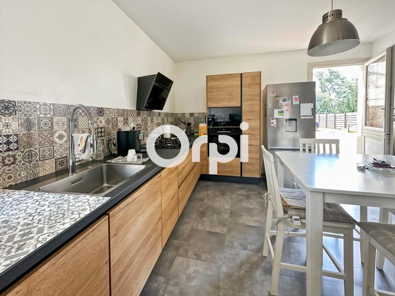 Maison - 160 m² - 3 pièces