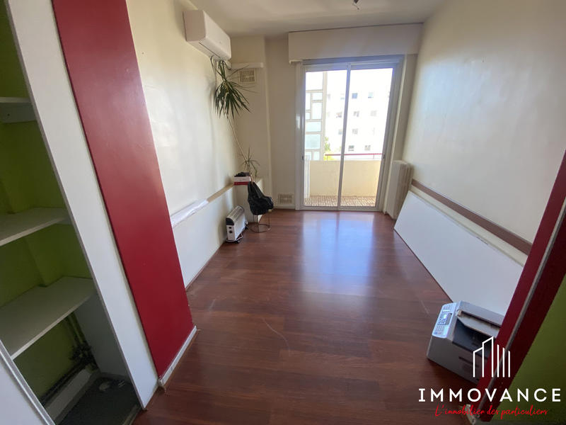 Appartement - 79 m² - 4 pièces