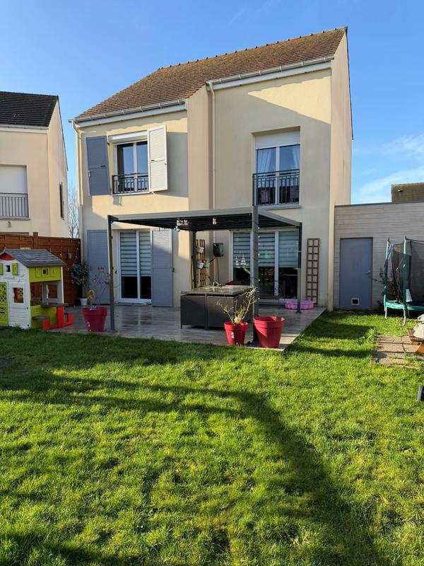 Maison - 87 m² - 4 pièces