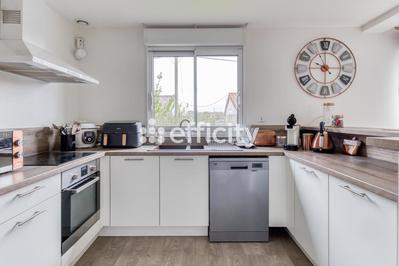 Pavillon - 85 m² - 4 pièces