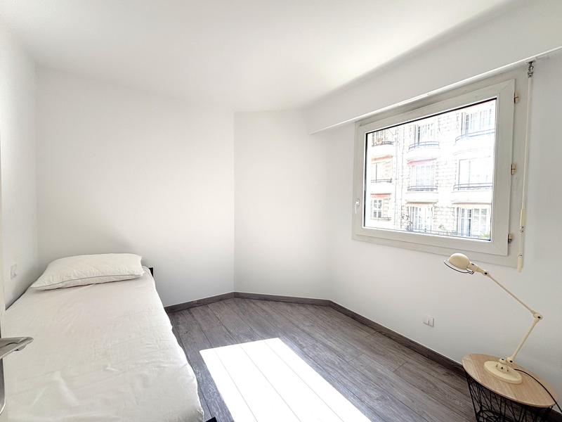 Appartement - 9 719 m² - 4 pièces