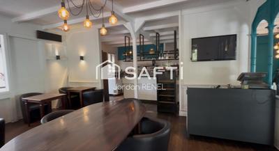 Local commercial - 467 m² - 8 pièces