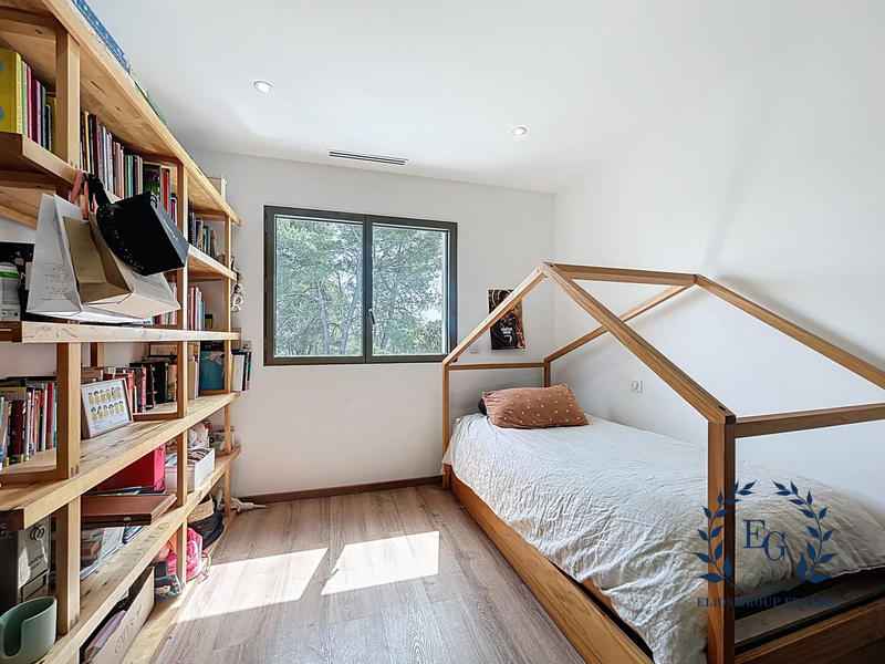 Villa - 207 m² - 7 pièces