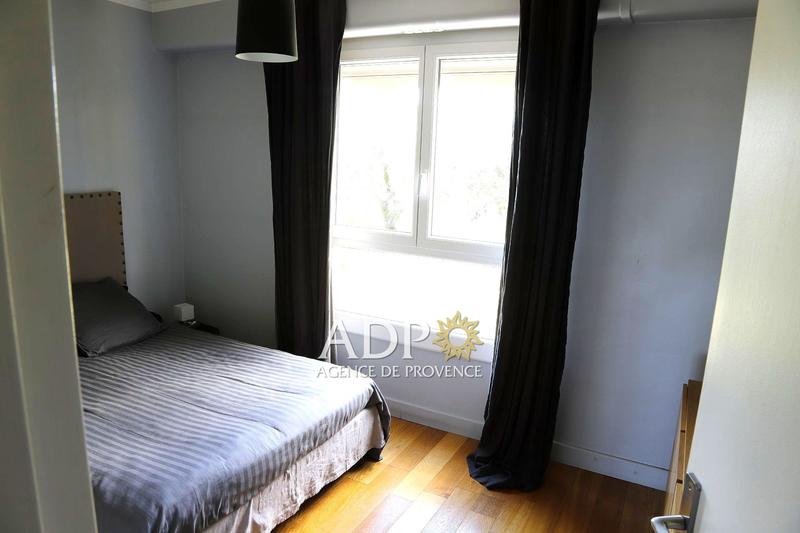 Appartement - 77 m² - 4 pièces