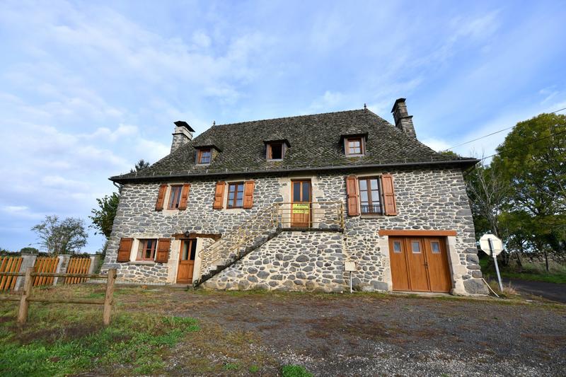 Maison ancienne - 137 m² - 6 pièces