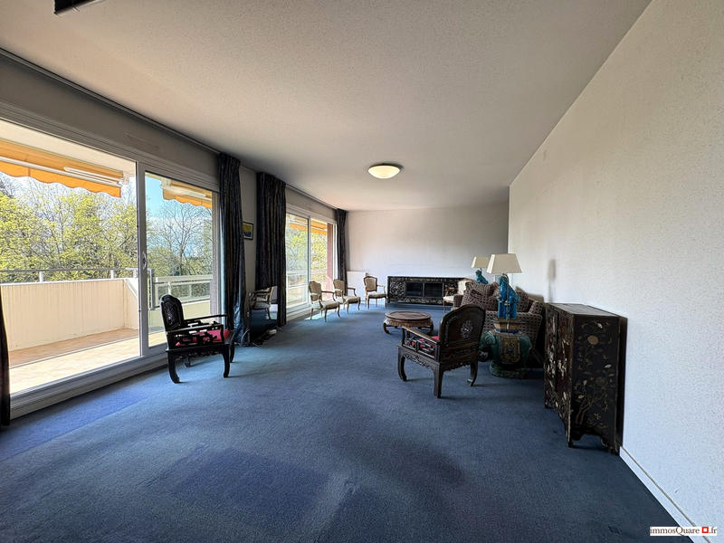 Appartement - 169 m² - 7 pièces