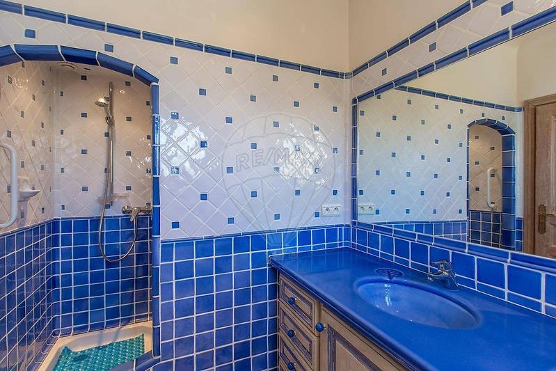 Villa - 181 m² - 7 pièces