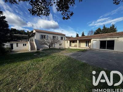 Maison - 233 m² - 6 pièces